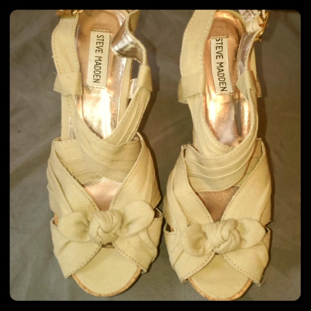 Steve Madden wedges
